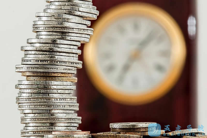 周生生黄金价格1048元/克，纯度99.9%，价格下跌